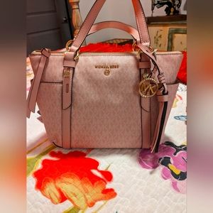 BRAND NEW GENUINE WOMENS PINK MICHAEL KORS BAG